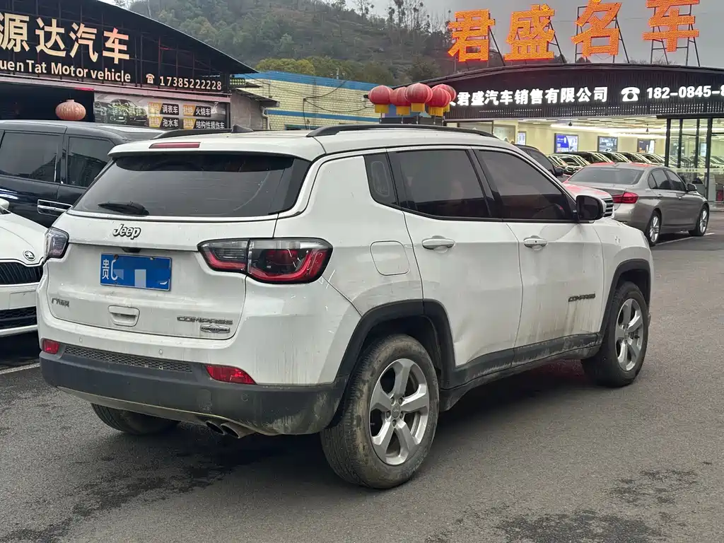 Jeep Compass 2018 — фото 4
