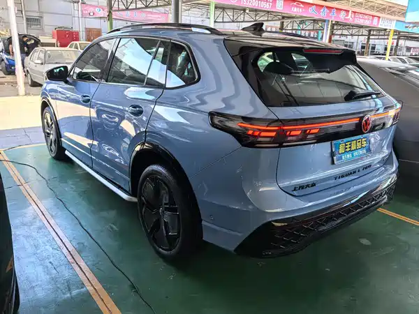 Volkswagen Tiguan L 2024