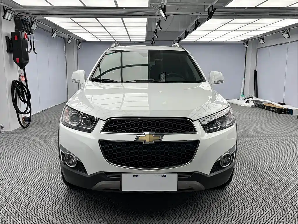 Chevrolet Captiva 2014 — фото 2
