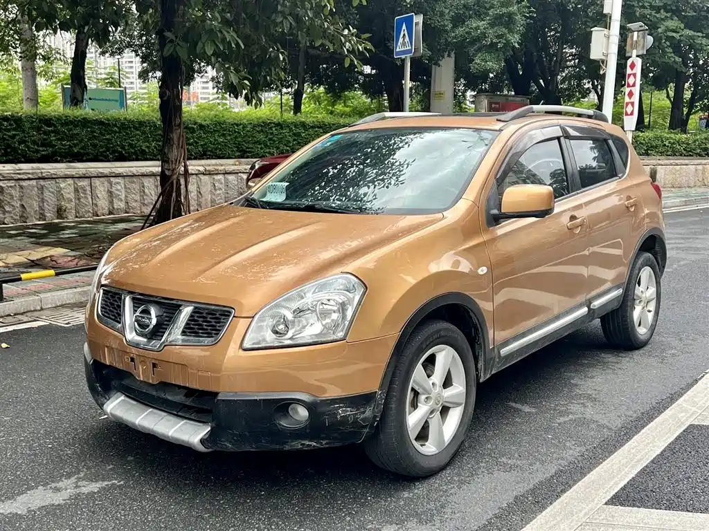 Nissan Qashqai 2014 — фото 1