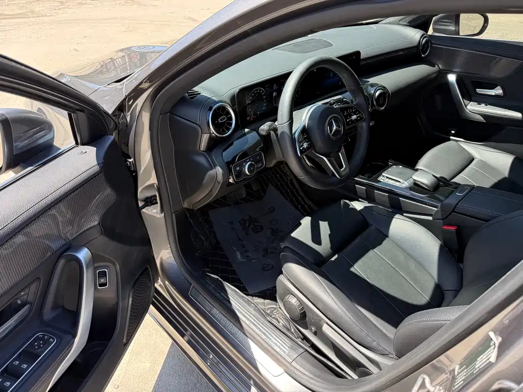 Mercedes-Benz A-Class 2020 — фото 9