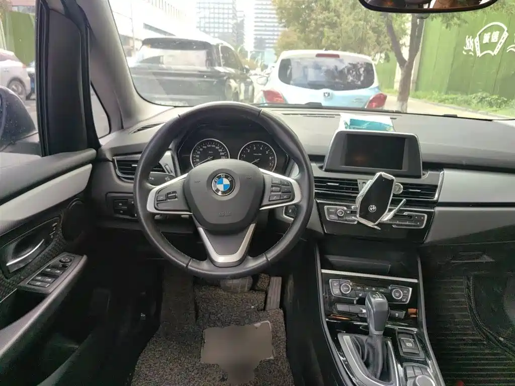 BMW 2 Series Active Tourer 2018 — фото 6
