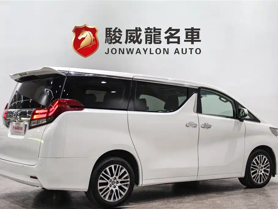 Toyota Alphard 2017 — фото 4