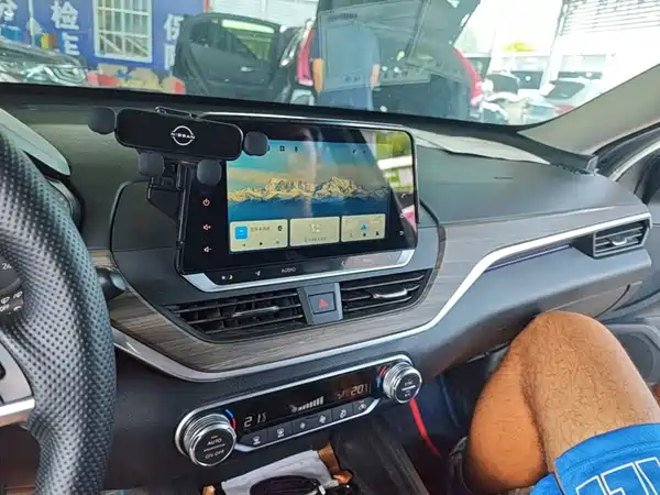 Nissan Teana 2021