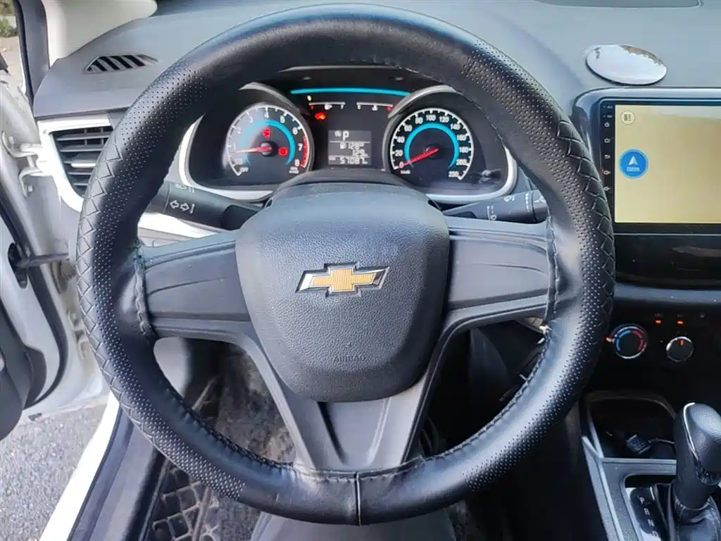 Chevrolet Cavalier 2018 — фото 11