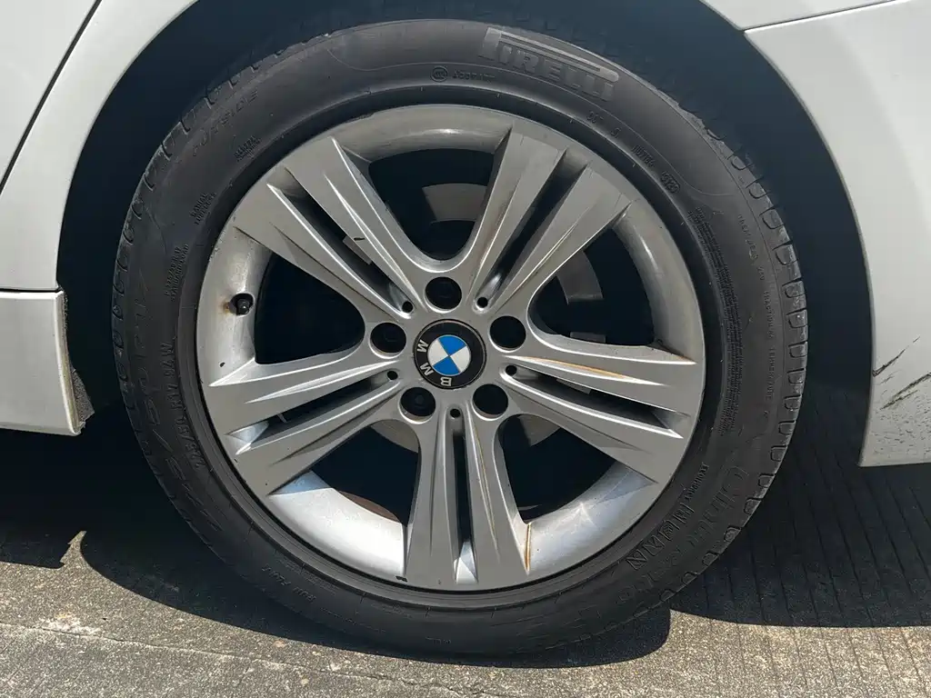 BMW 3 Series 2015 — фото 20