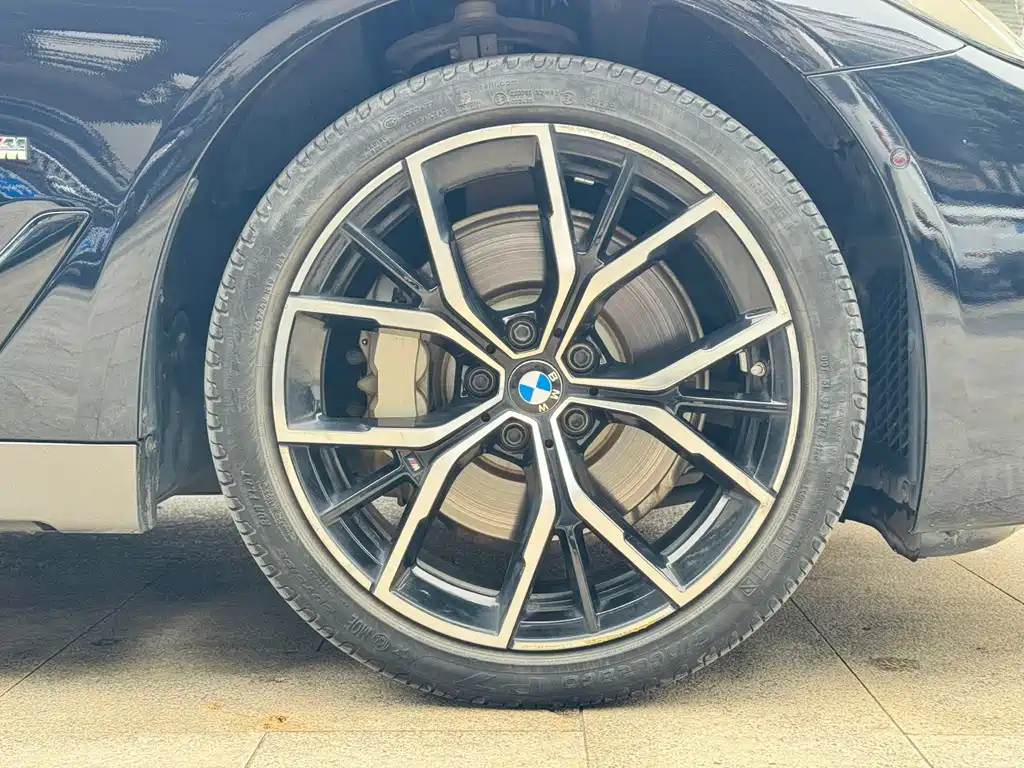 BMW 5 Series 2020 — фото 26
