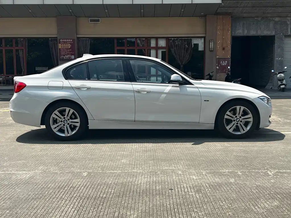 BMW 3 Series 2015 — фото 5