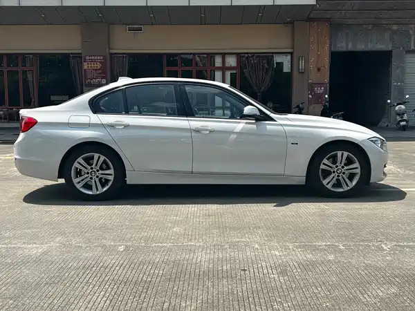 BMW 3 Series 2015