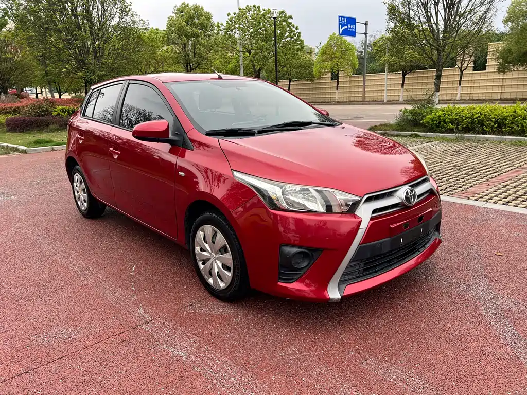 Toyota Yaris L 2016 — фото 2