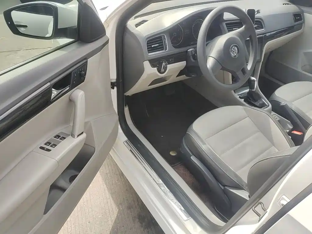 Volkswagen Gran Lavida 2015 — фото 16