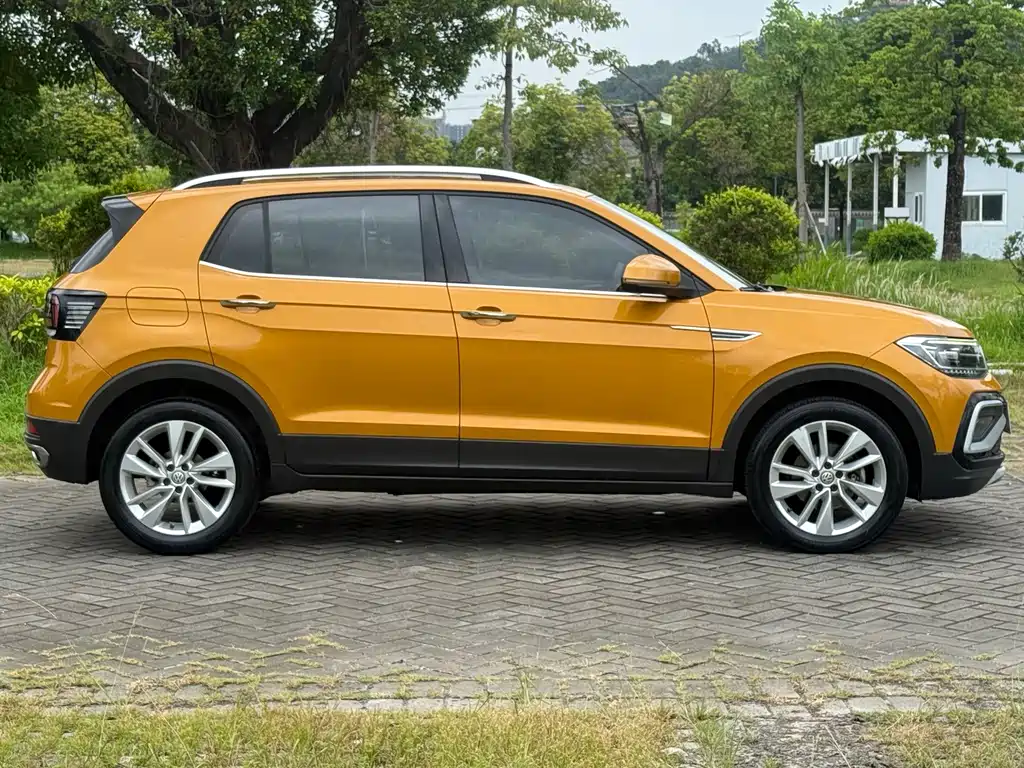 Volkswagen T-Cross 2021 — фото 11