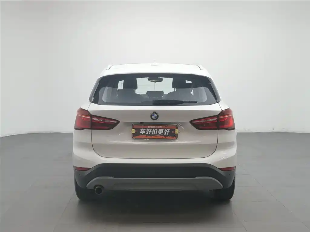 BMW X1 2017 — фото 4