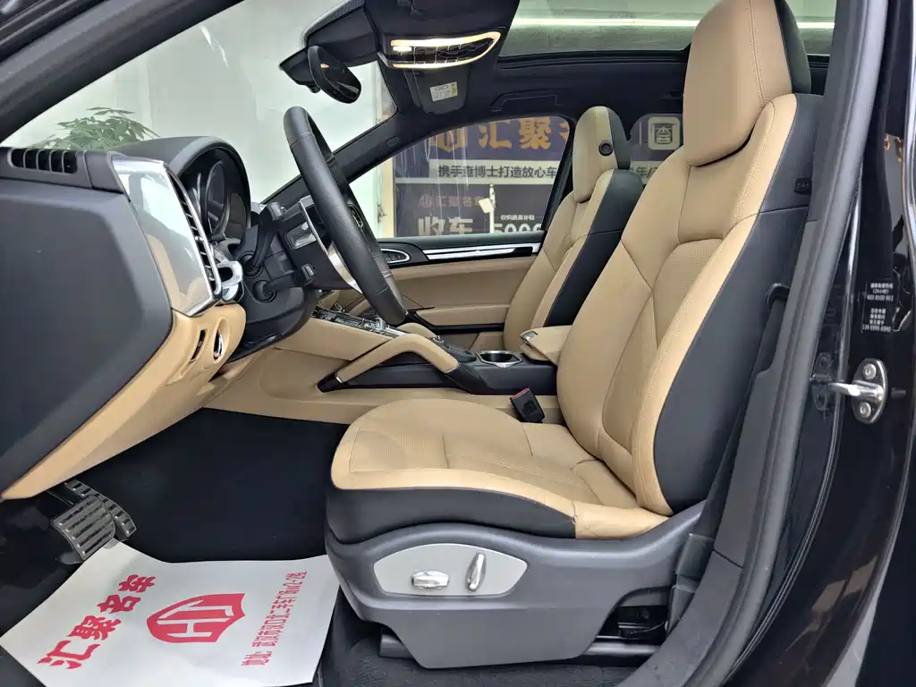 Porsche Cayenne 2015 — фото 18