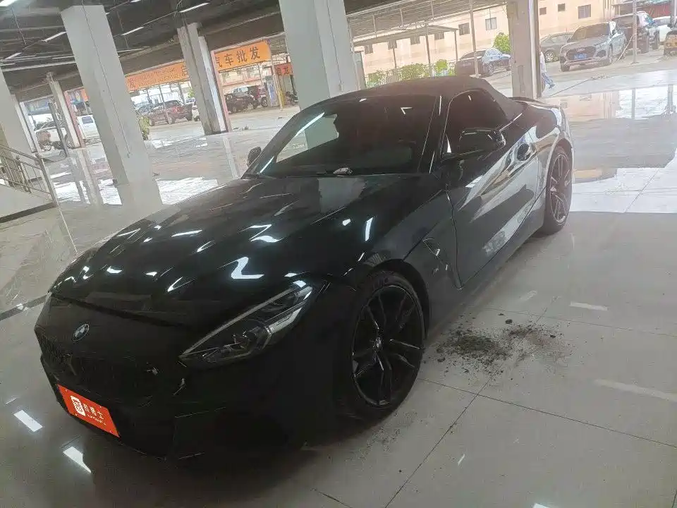 BMW Z4 2022 — фото 1