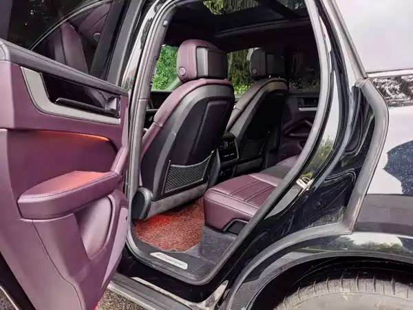 Porsche Cayenne 2024