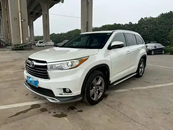 Toyota Highlander 2016