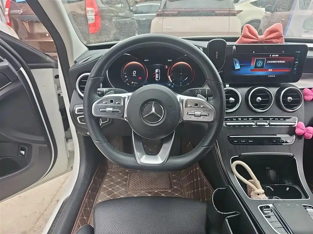 Mercedes-Benz C-Class 2020 — фото 7