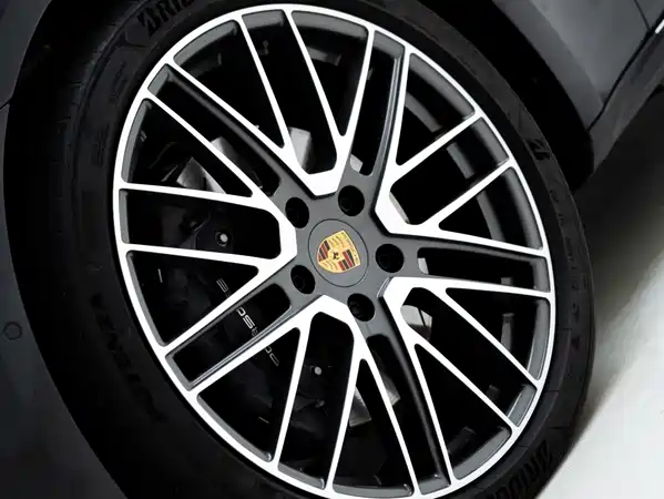 Porsche Panamera 2025