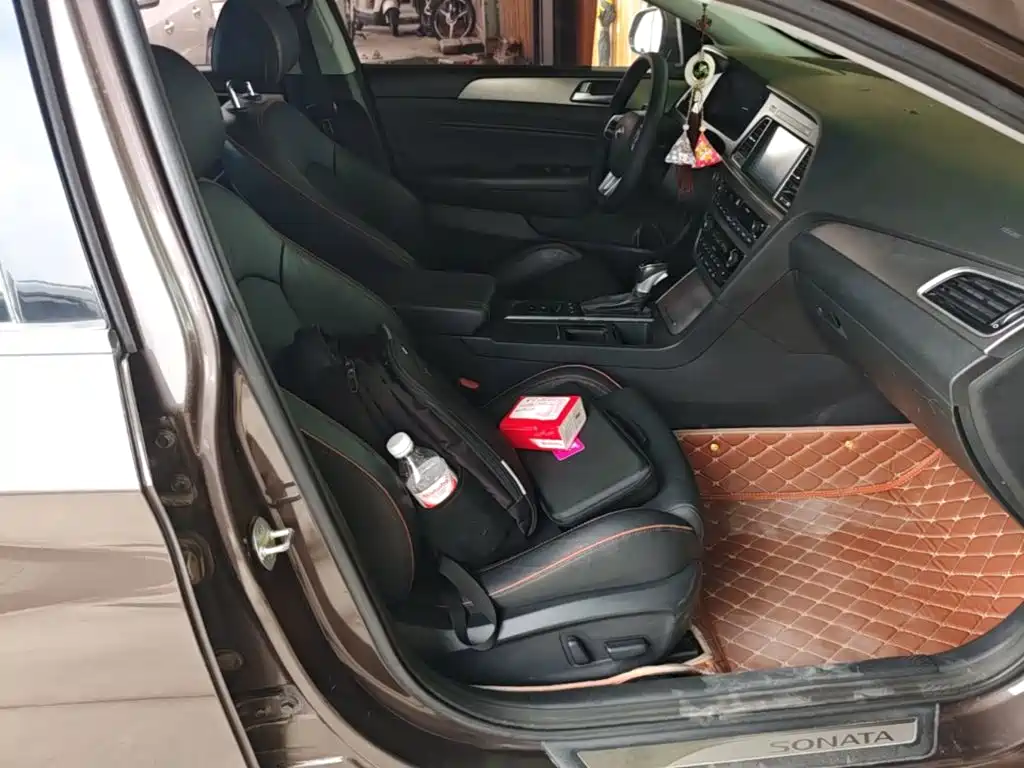 Hyundai Sonata 2015 — фото 25