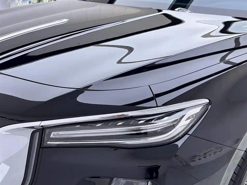 Hongqi H5 PHEV 2025 — фото 12