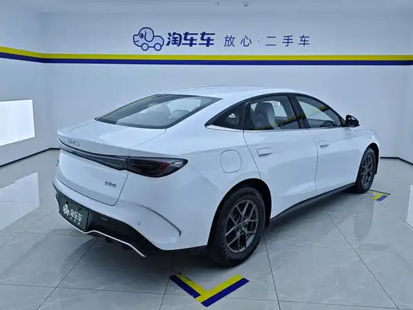 BYD Seal 06 2025