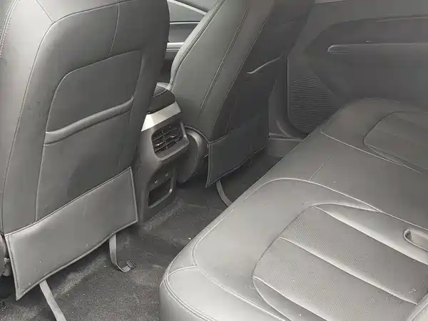 Wuling Starlight 2023