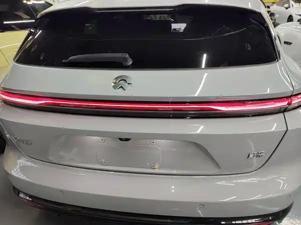 NIO ET5T 2025