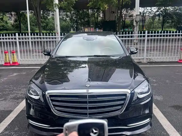 Mercedes-Benz S-Class 2020