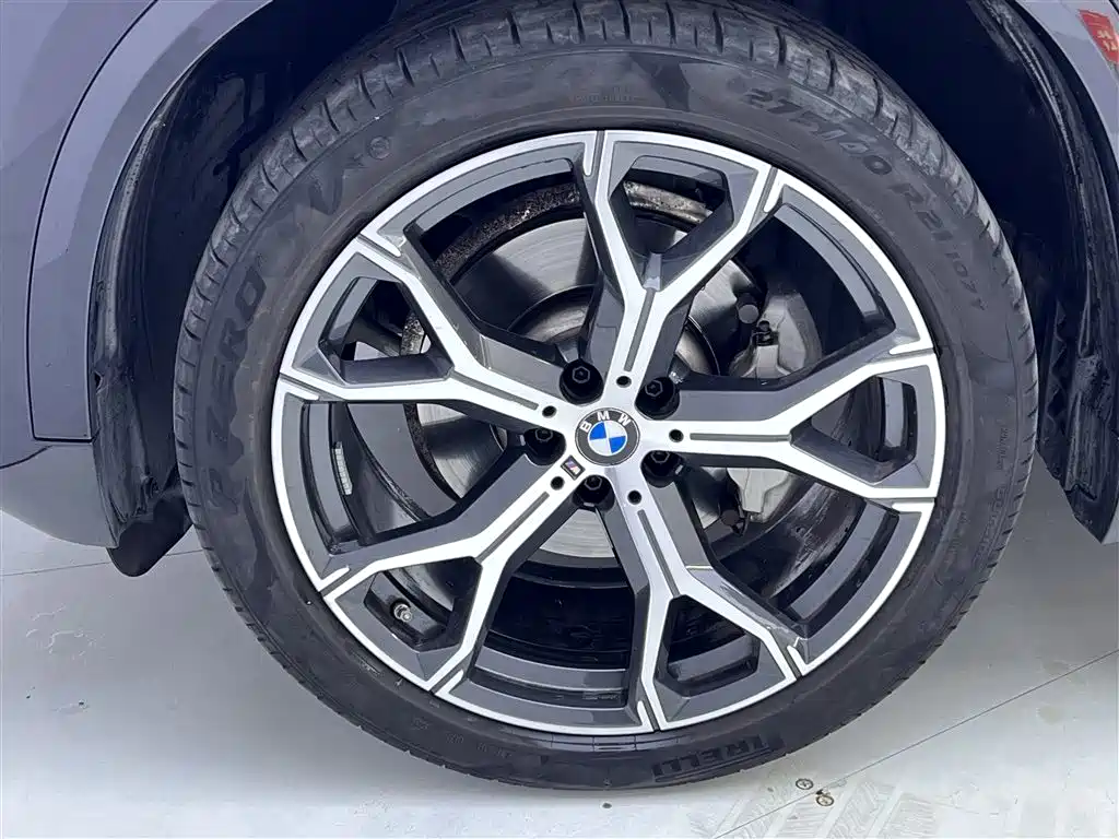 BMW X5 2024 — фото 11