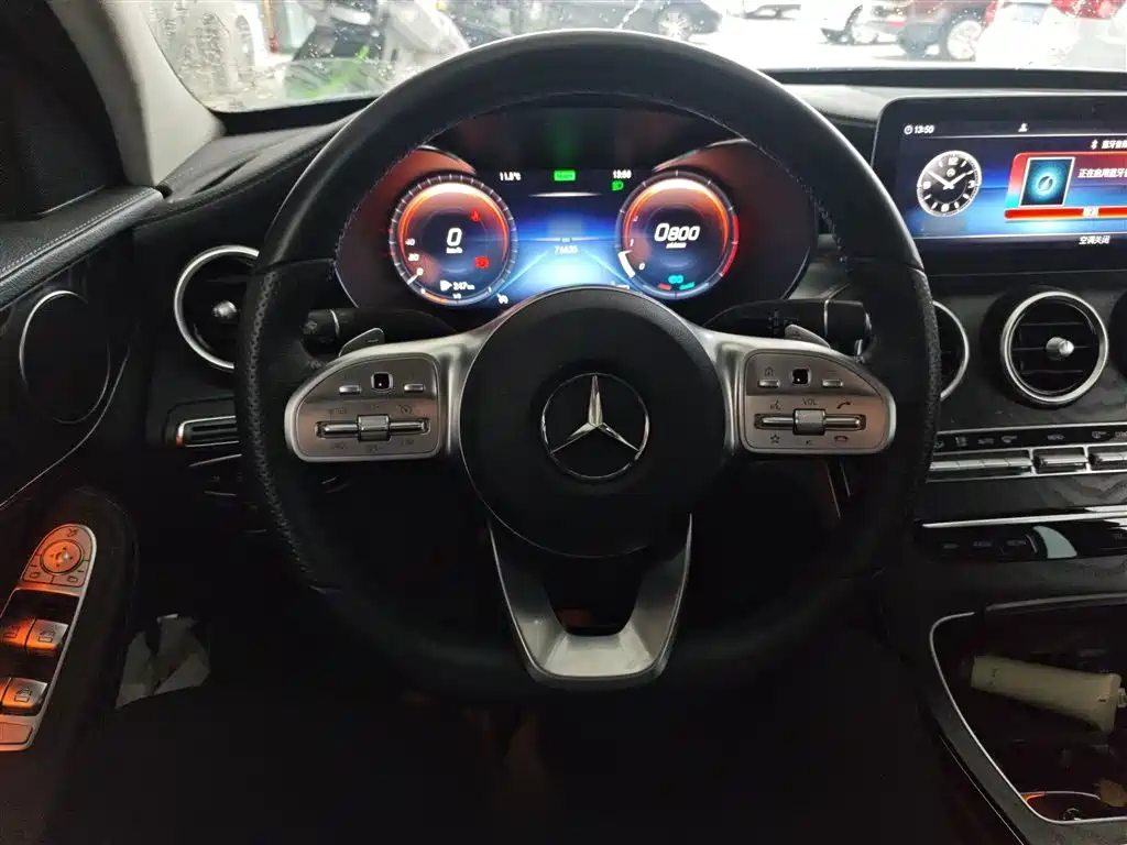 Mercedes-Benz C-Class 2020 — фото 11