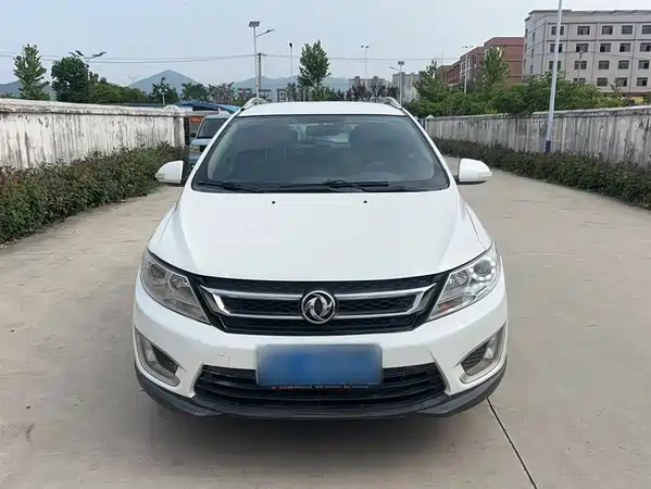 Dongfeng Fengshen AX3 2016