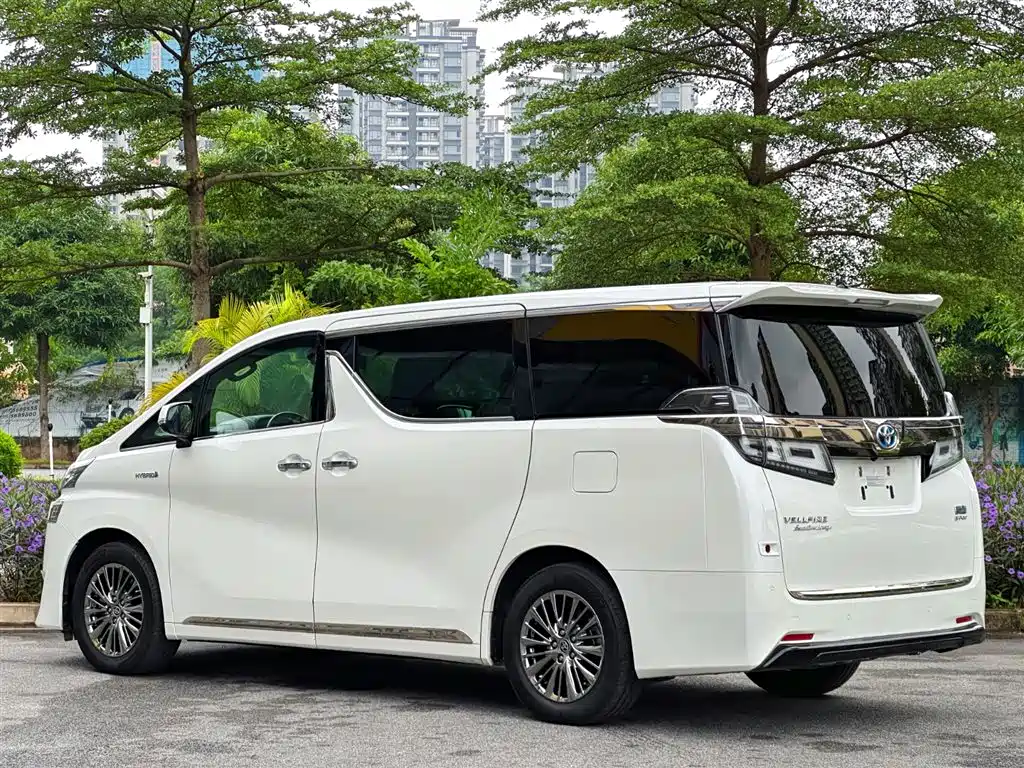 Toyota Vellfire 2019 — фото 5