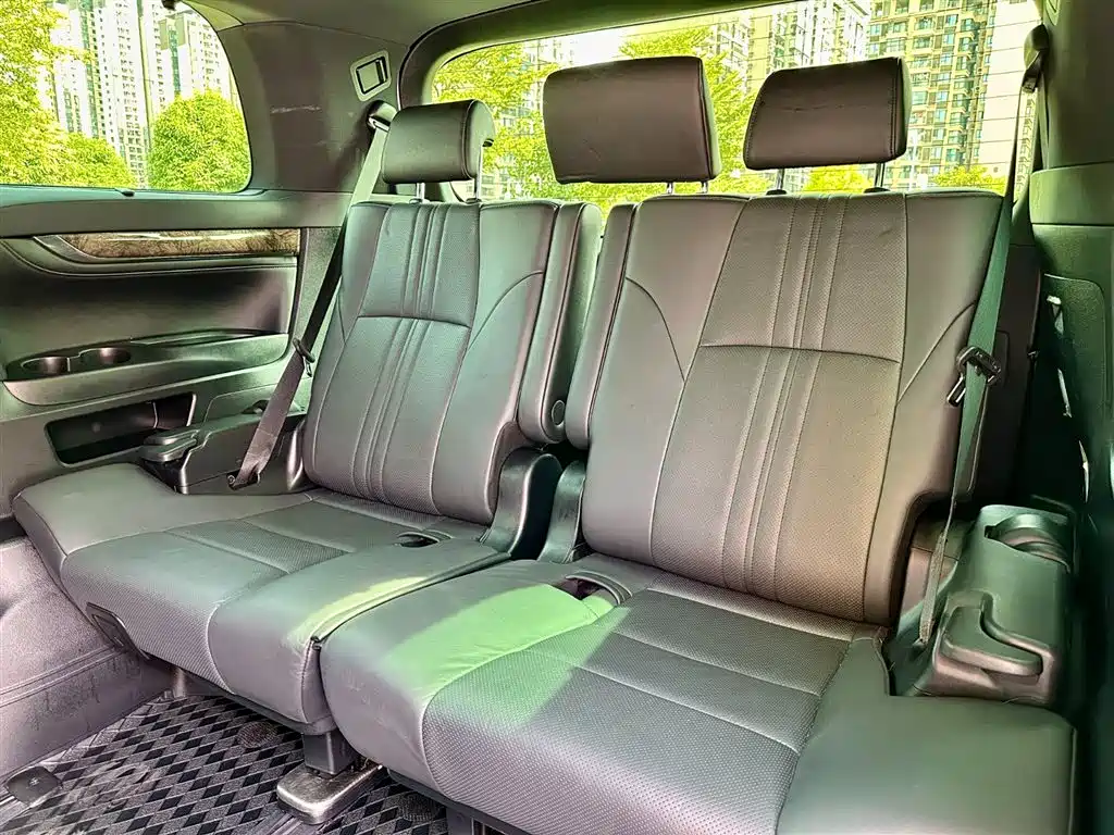 Toyota Vellfire 2019 — фото 14