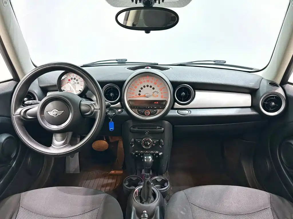 MINI Clubman 2014 — фото 13