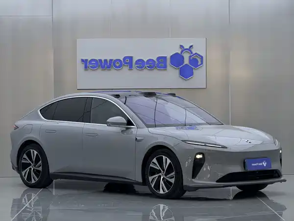 NIO ET5 2022