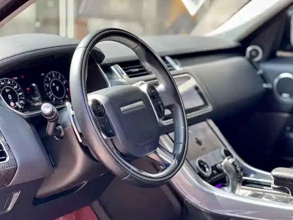 Land Rover Range Rover Sport 2020