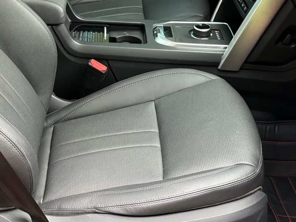 Land Rover Discovery Sport 2019 — фото 24