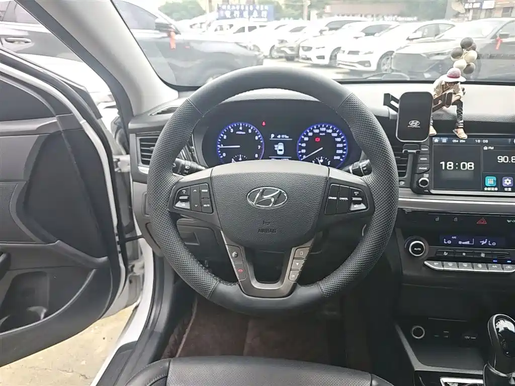 Hyundai Mistra 2020 — фото 11