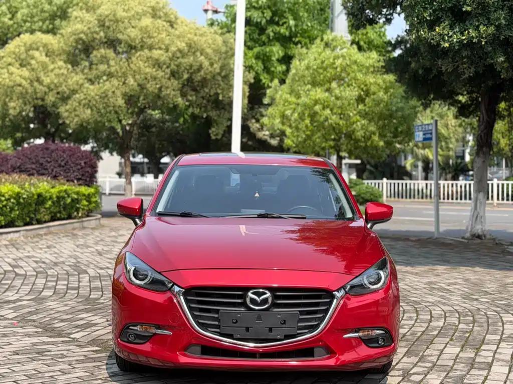 Mazda 3 Axela 2017 — фото 2