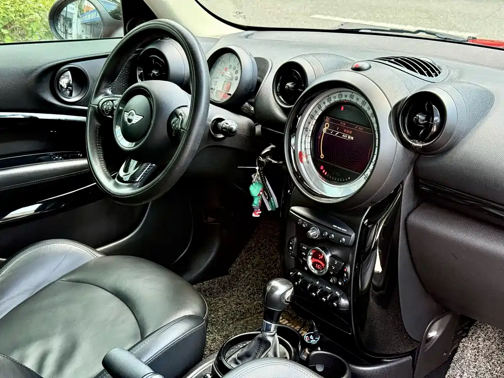 MINI Paceman 2013 — фото 10