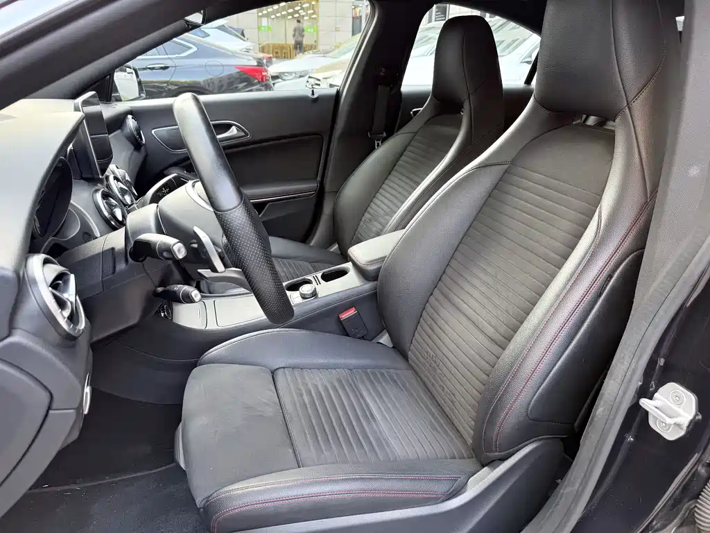 Mercedes-Benz CLA 2016 — фото 12