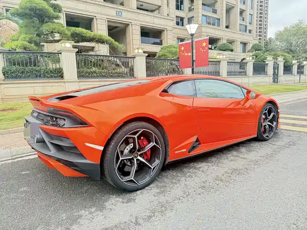 Lamborghini Huracan 2020