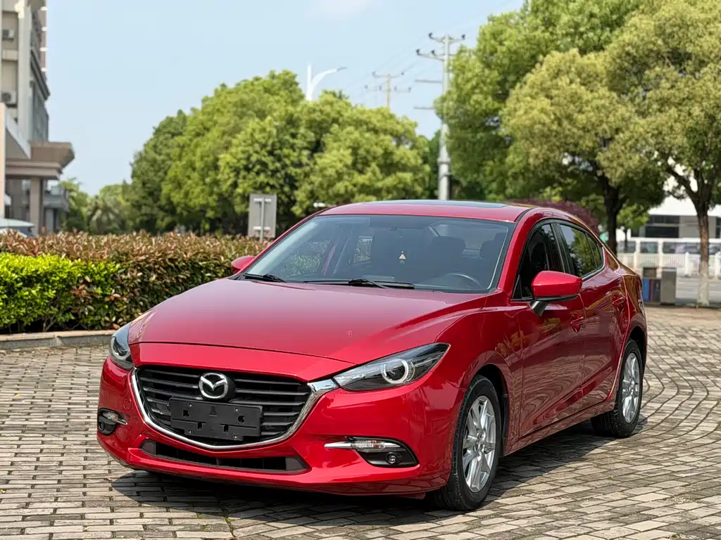 Mazda 3 Axela 2017 — фото 1
