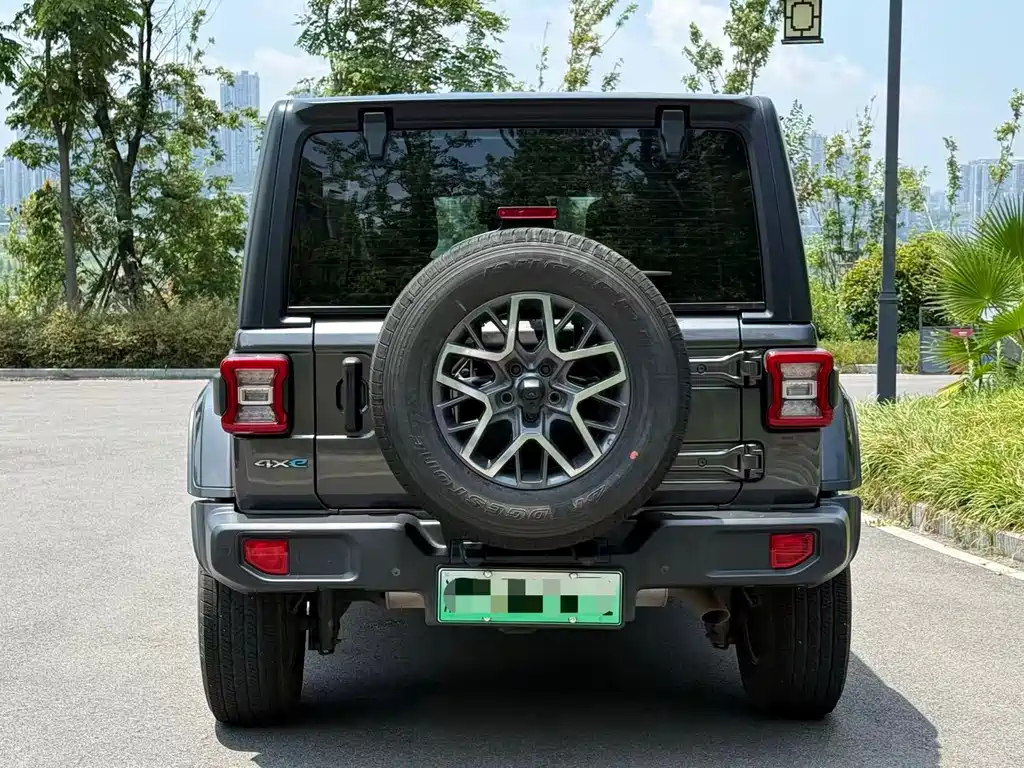 Jeep Wrangler New Energy 2021 — фото 5