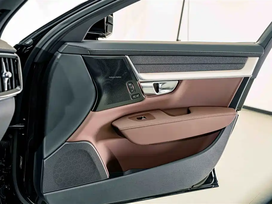 Volvo S90 2026 — фото 15