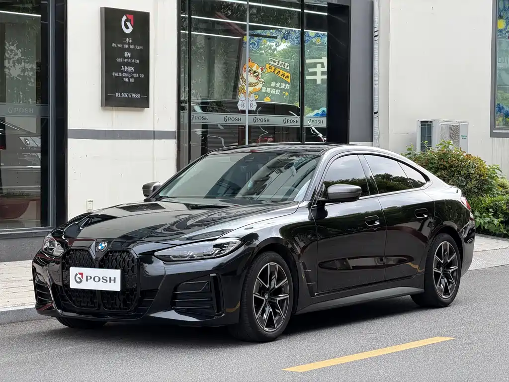 BMW 4 Series 2024 — фото 1