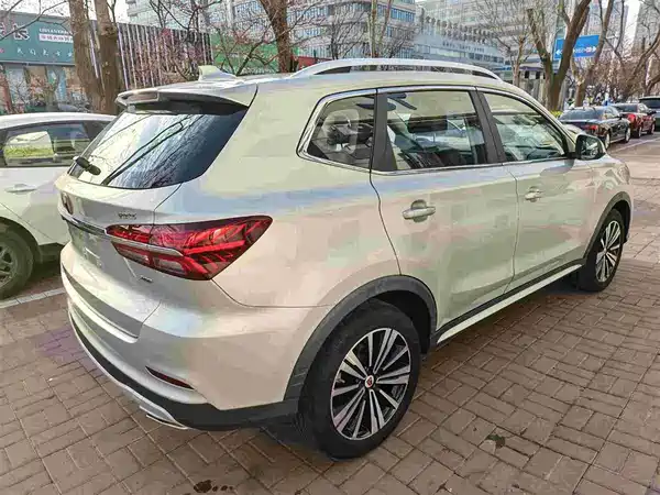 Roewe RX5 2020