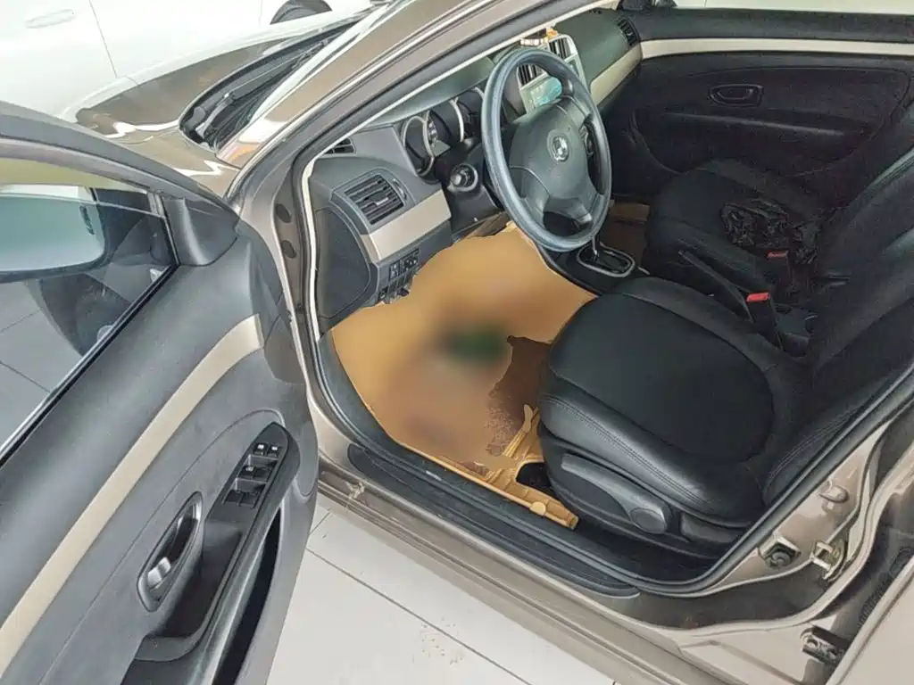 Nissan Sylphy 2018 — фото 16