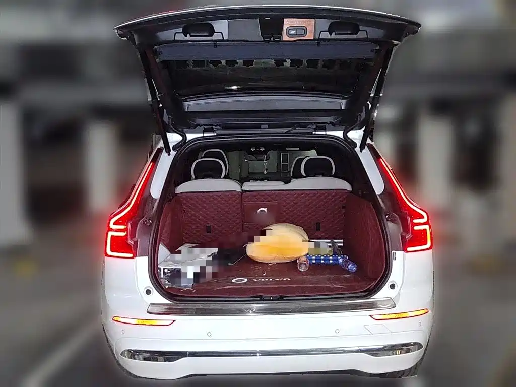 Volvo XC60 2026 — фото 15